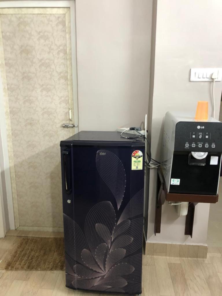Avvairam Service Apartment - C9 شيناي الغرفة الصورة